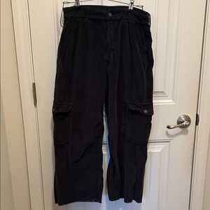 American Eagle Dark Grey Wide Leg Cargo Pants Size 6